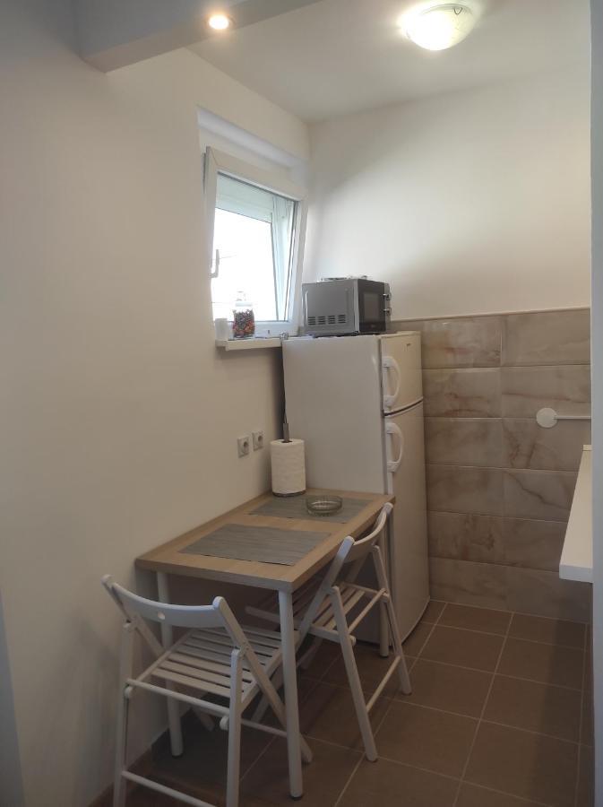 Apartman Nicolas Belgrad Exterior foto