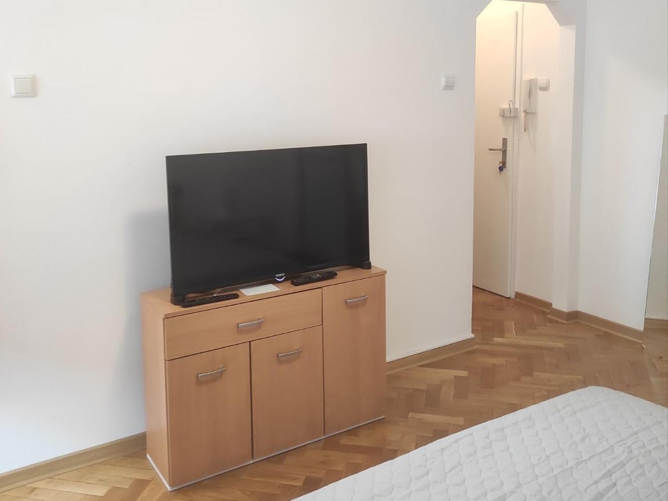 Apartman Nicolas Belgrad Exterior foto